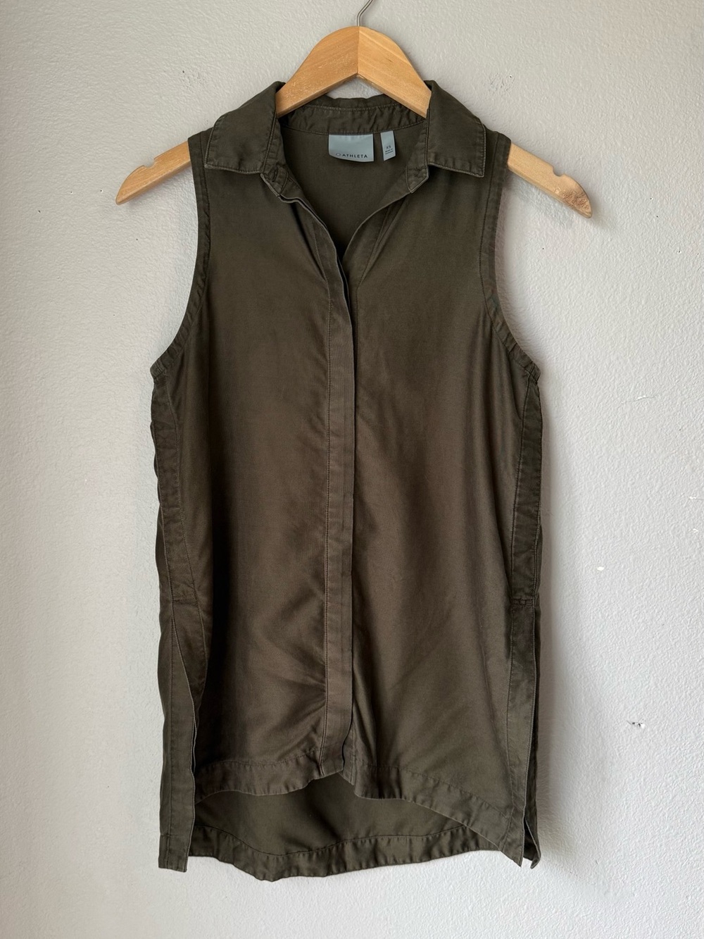 Athleta Sleeveless Collared Button Up Tunic - Olive Green Womens Size XS